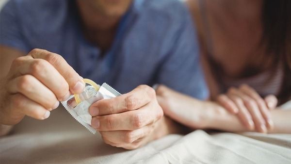 避孕套能预防生殖器疱疹吗？ 预防生殖器疱疹的方法是什么？