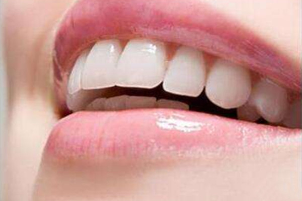 种植牙齿的危害 种植牙齿的副作用