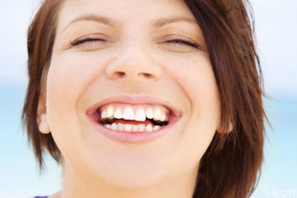 什么牙齿漂白术呢 牙齿漂白术是什么原理呢