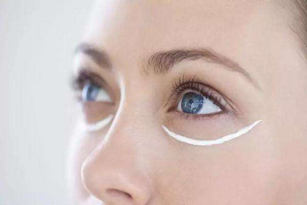 眼袋溶脂针价格如何 溶脂针去眼袋有副作用吗